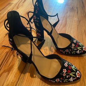 floral embroidered heels